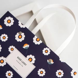 170g Cardboard Custom Shipping Bags For Clothes Hot Stamping