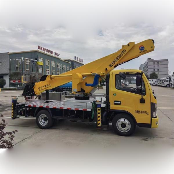 Dongfeng 30 Meter Single Row Truck Mounted Aerial Work Platform High Lift Operation