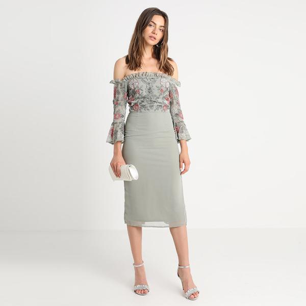 Buy Fashion Clothing Chinese Dresses Ladies Women at wholesale prices