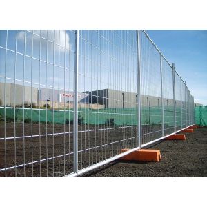 2.1x2.4m Removable Gi 60X150mm Temporary Steel Fencing