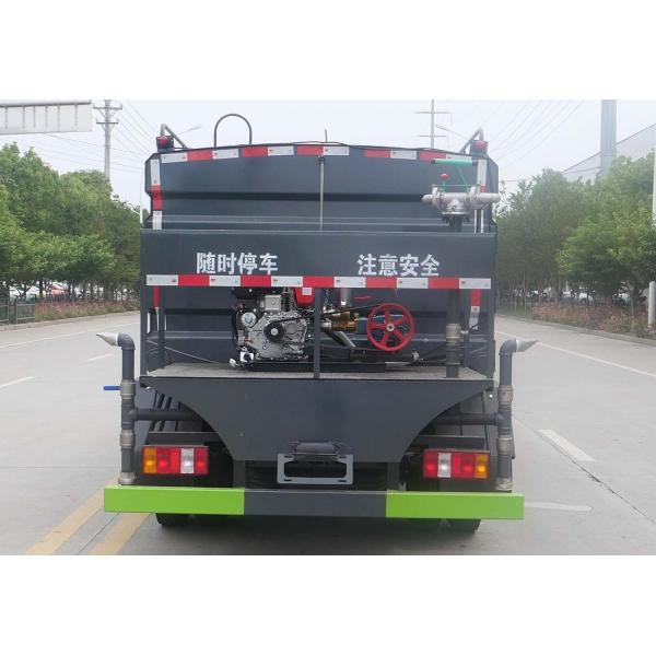 2100L Diesel Powered Road Maintenance Truck Roadside Assistance Service