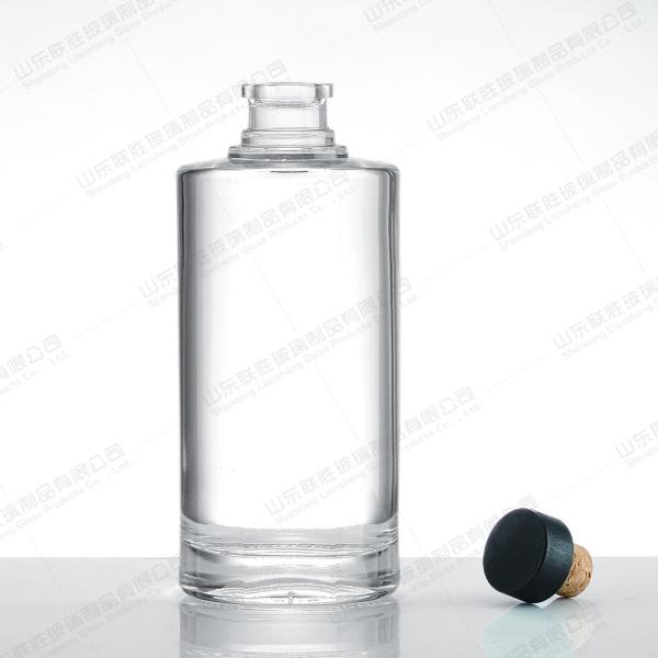 Whisky Vodka Gin Spirits Tequila Glass Bottle with Customized Design and Glass