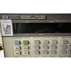 Keysight (Agilent) 83732B 10 MHz to 20 GHz Synthesized Signal Generator Used