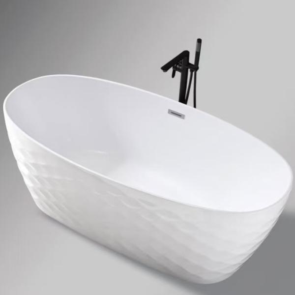 Buy Scratch Resistant Oval White Acrylic Standing Soaking Tub ISO9001 Certified at wholesale prices