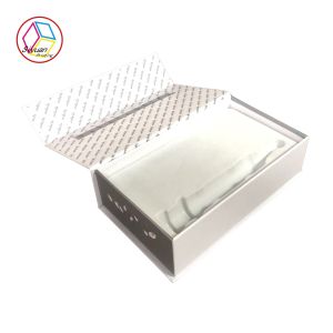 Magnet Flip Printing Rectangular Gift Boxes For Cosmetic Packaging