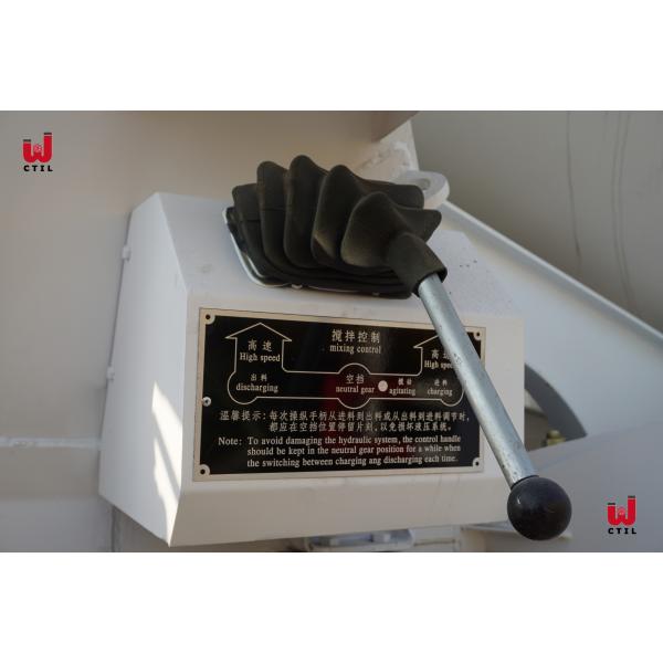 Right Hand Drive 12m3 Heavy Duty Mixer 9.726L Big Cement Truck