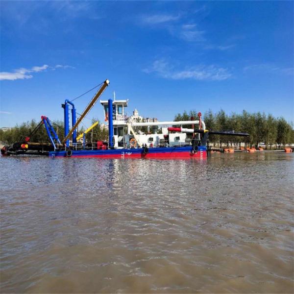 6000m3/h Water Flow 24 Inch Sand Dredger Boat With 900cbm/h Capacity And 746kw Auxiliary Engine Power