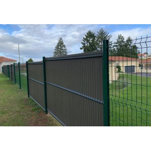 China Wire Mesh 50x200mm Bending Fence For Sport Field on sale