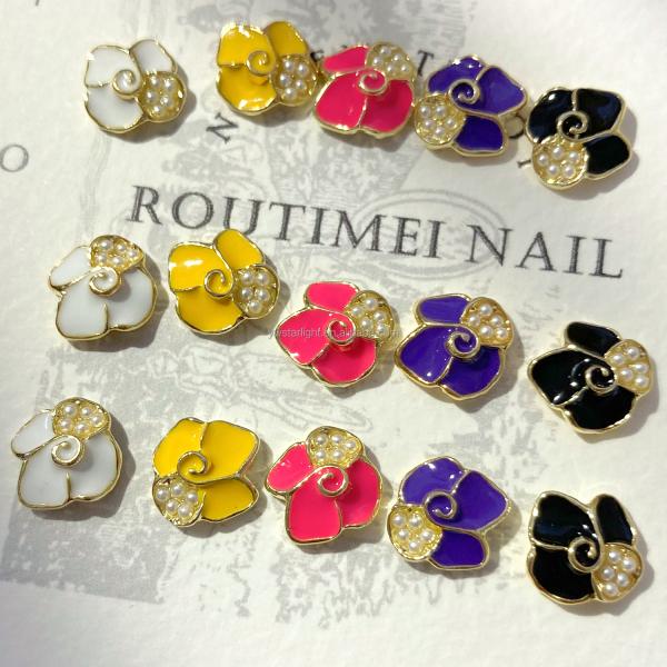 New arrivals 3d Nail art Charms flowers decoration Nail Jewelry colorful charms for Beauty spa