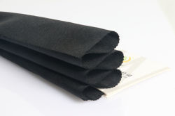 Lightweight and breathable marine renewable polyester fabric for clothing