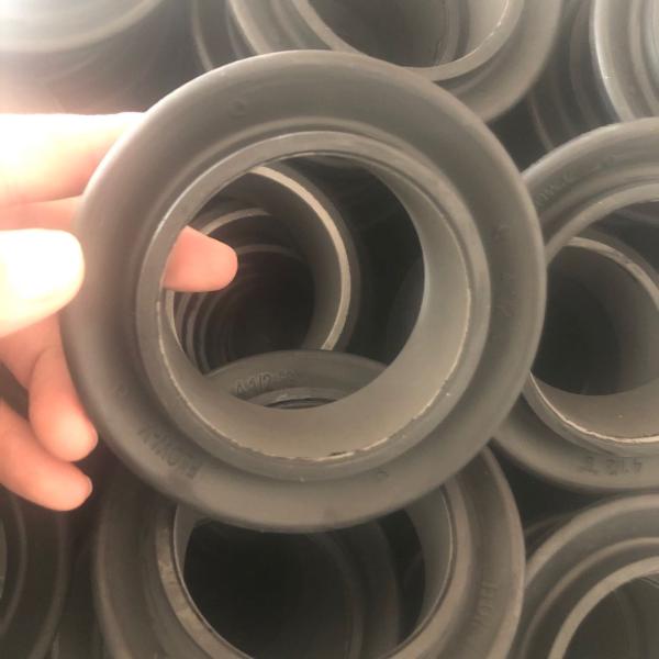 China Factory Supplier Provide Oil and Gas field use Rubber Aluminum bushing Swab Cups V type