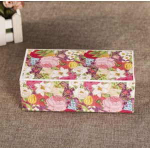 China Handcrafted Ivory Board Box Folding Fancy Gift Boxes ISO9001 on sale