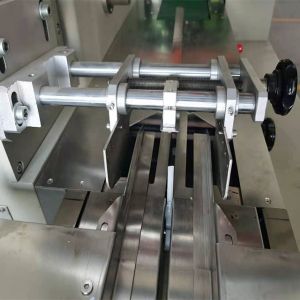 250mm Pillow Packaging Machine Small Pouch 230bags/min Hard Candy