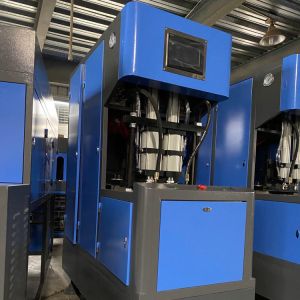 Semi Automatic PP Plastic Water Bottle Blowing Moulding Machine