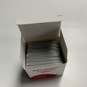 OEM ODM Latex free 6*6cm 75% Alcohol Cleaning Pads