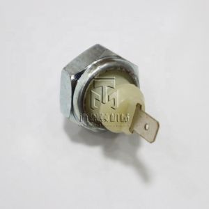 Oil Pressure Switch 01181552 01182482 01180416 12153936 01179549 1181552 1182482