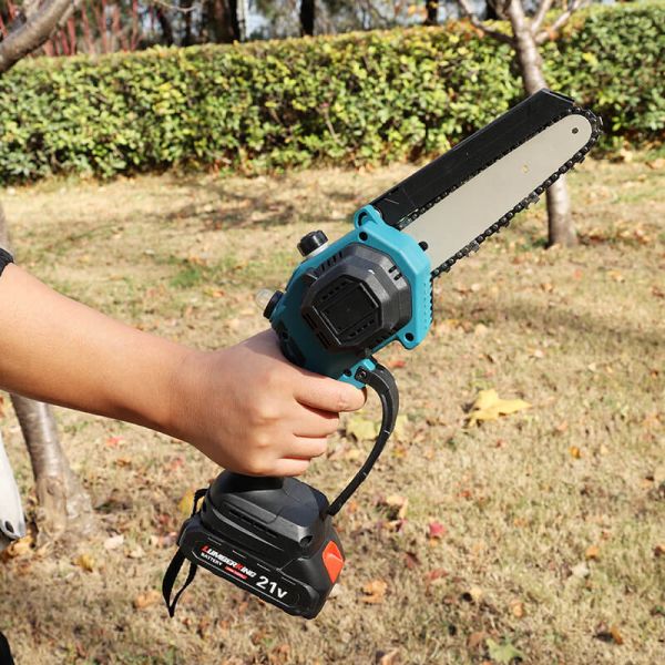 Portable 6 Inch Lithium Cordless Chainsaw With Oil Pump Battery Electric Mini