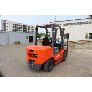 3500kgs Loading Capacity Diesel Engine Forklift Truck Automatic Transmission