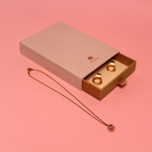 Small Cardboard Slide Out Jewelry Boxes With Pink And Golden Foil Logo
