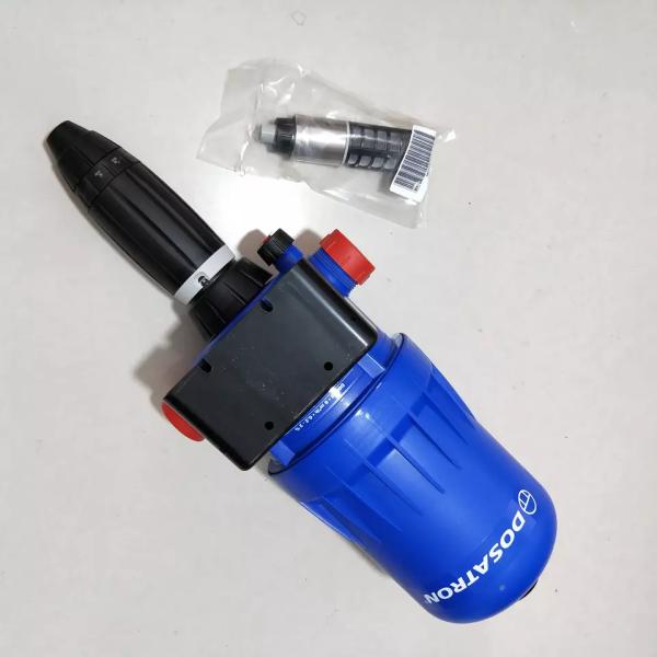 D25RE2 Dosatron Medicator Chicken House Equipment For Farms