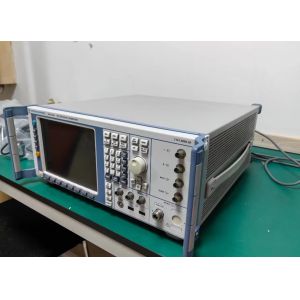 Portable R&S SMU200A Digital Signal Portable RF Frequency Generator