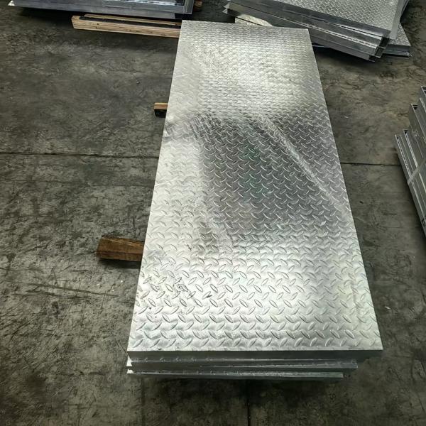 Buy Stainless Steel Machine Pressure Welded Anti Rust Aluminium Checkered Plates at wholesale prices
