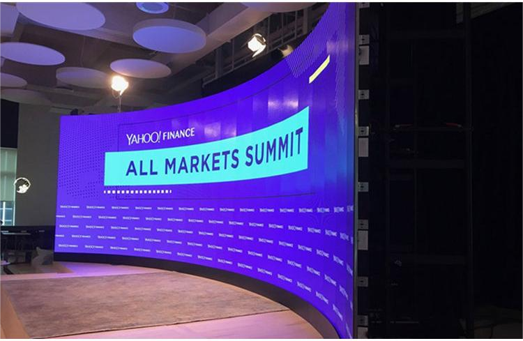 Flexible Led Display Curved Screen P1.95 P2.976 Rental Led Display High