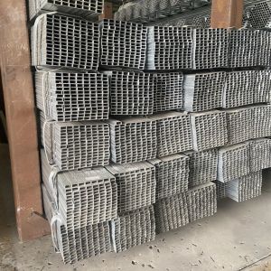 Q195/Q235/Q345/SS400 Welded Steel Pipe 70x70 Carbon Steel Square Pipe 3.2mm