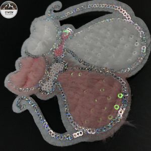 One Side Cat Custom Stitched Patches , Pretty Embroidered Animal Patches