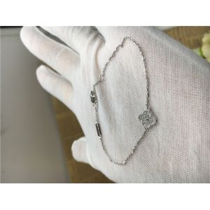18k White Gold Sweet Alhambra Bracelet , Gold Chain Bracelets For Ladies