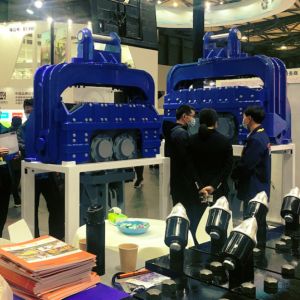 China Hydraulic Vibrating Hammer Pile Driver For Construction Equipment Exhibition on sale
