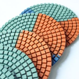 Round Shape Diamond Resin Polishing Pads Wear Resistance Three Color In One