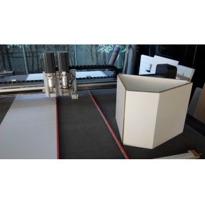 Honeyboard CNC Paper Box Making Machine High Speed With Versatile Tools