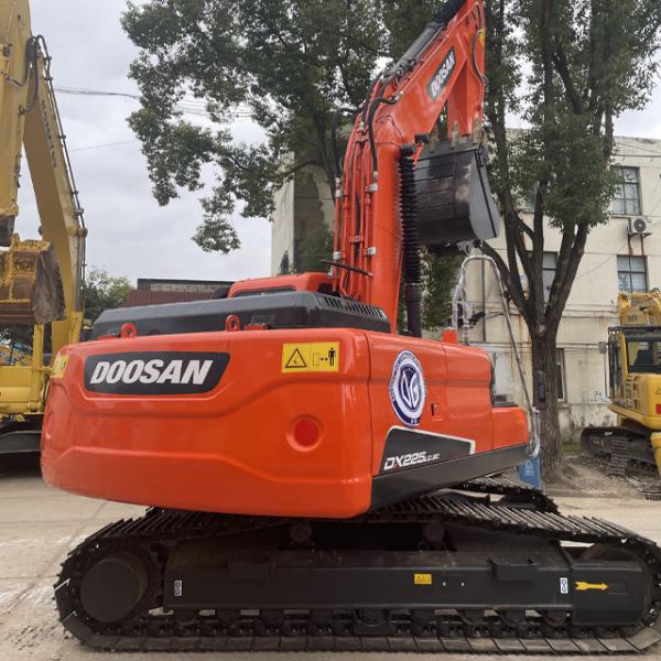 Reliable Doosan DX225 Used Crawler Excavator Durable and High Performance Medium Excavator Construction Equipment