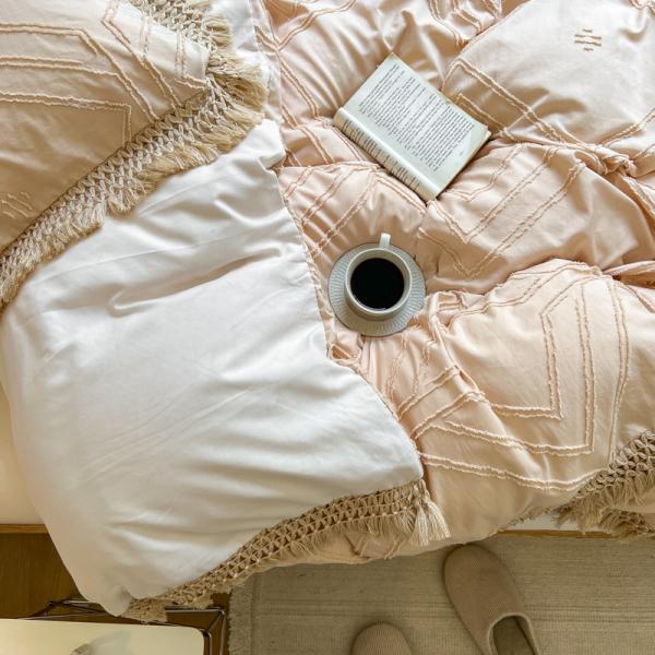 2024 Luxury Bohemian Princess Tassels Jacquard Duvet Cover Set with Customized Logo