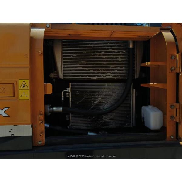 Korea Used Excavator Hyundai 220 Model Crawler Excavator with 0.92M³ Bucket Capacity