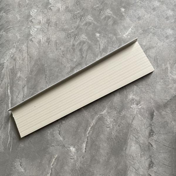 Teak Wood Plastic Composit Window Frame Skirting Board Customization