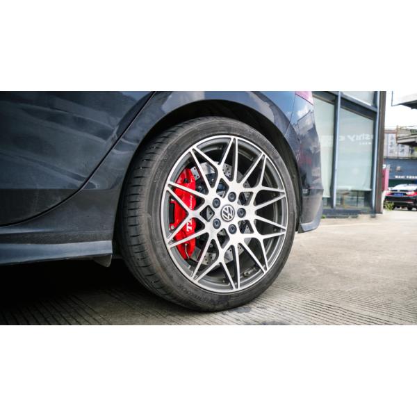 Front 6 pot and rear 4 pot caliper BBK auto brake system For Volkswagen Golf 8GTI 18 inch rim