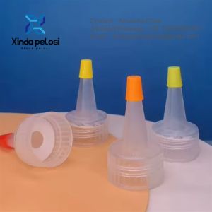 Factory Free Sample LDPE HDPE Squeeze Nozzle Twist Plastic Spout Yoker Cap For