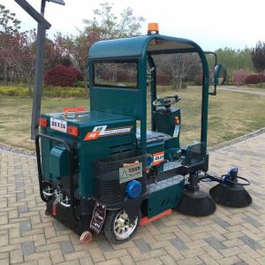 Street Floor Dust Cleaning Ride On Sweeper With Pure Electric Energy Type