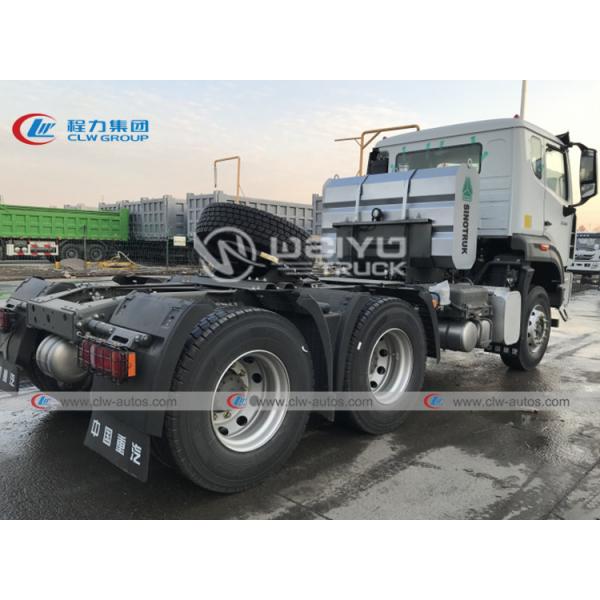 HOWO / HOHAN 6x4 420HP RHD Tractor Head Truck With Auxiliary 1000L Oil Tank