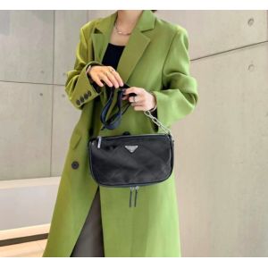 BSCI Black Chain Strap Shoulder Bag 26cm 5cm 13cm Rhombic