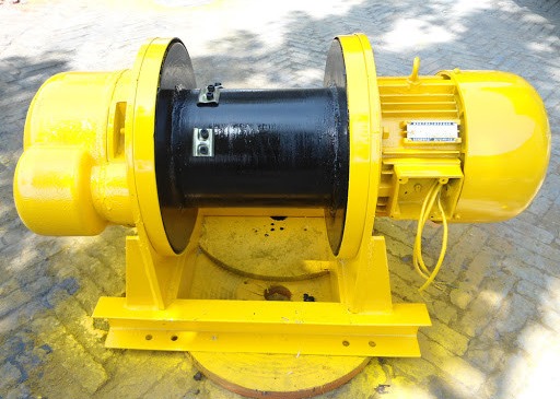 Buy Pendent Button Cotrol 1.6T Marine Electric Winch at wholesale prices