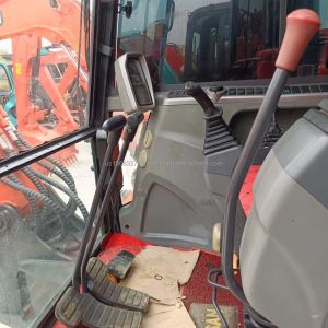 DOOSAN DX60 Excavator 2016 Year 40kw Power Excellent Efficiency and Good