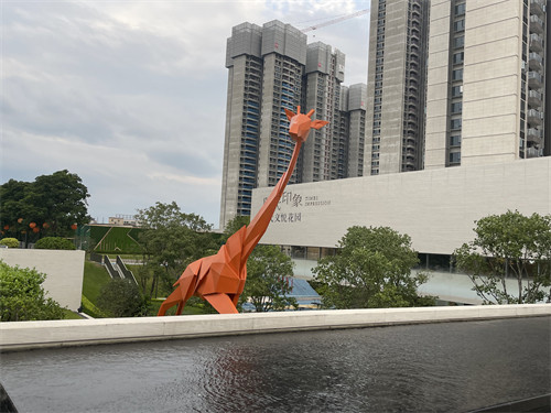 Geometry Large Outdoor Metal Giraffe Sculpture Decorative For Mall Square
