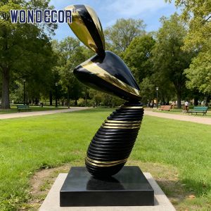 China Large-scale Outdoor Abstract Irregular Geometric Stainless Steel Sculpture on sale