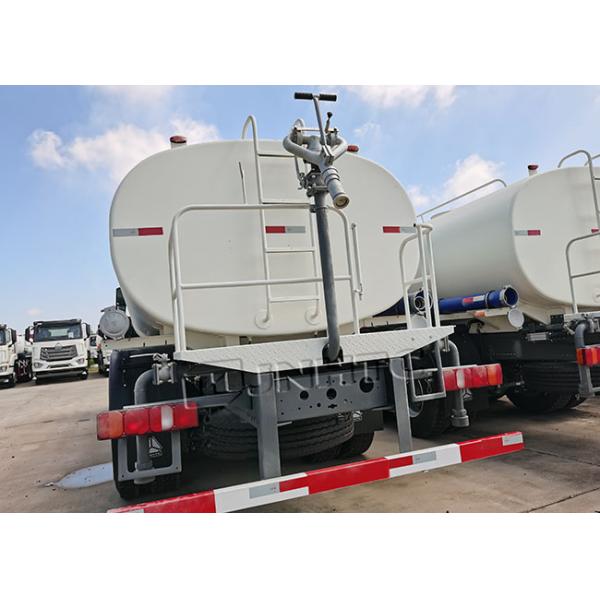 Sinotruk Hohan 1000l Water Sprinkling Truck 4X2 Drive Wheel