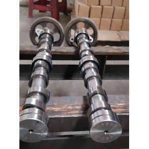 M11 Camshaft 4059893 With Gear Machinery Engine Parts