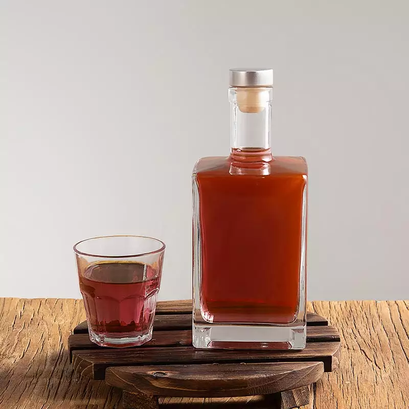Base Material Glass Custom 500ml 750ml Square Wine Whisky Glass Bottle with Cork Cap