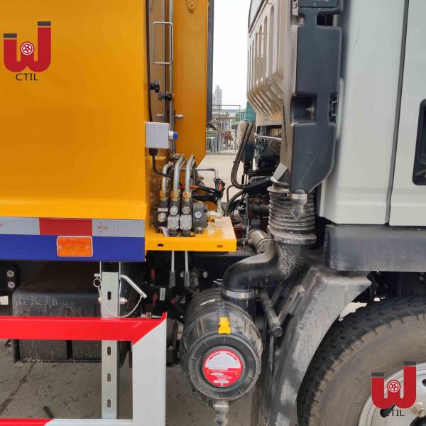 Buy CCC Compactor Garbage Truck 6CBM Dump Truck Trash Removal at wholesale prices